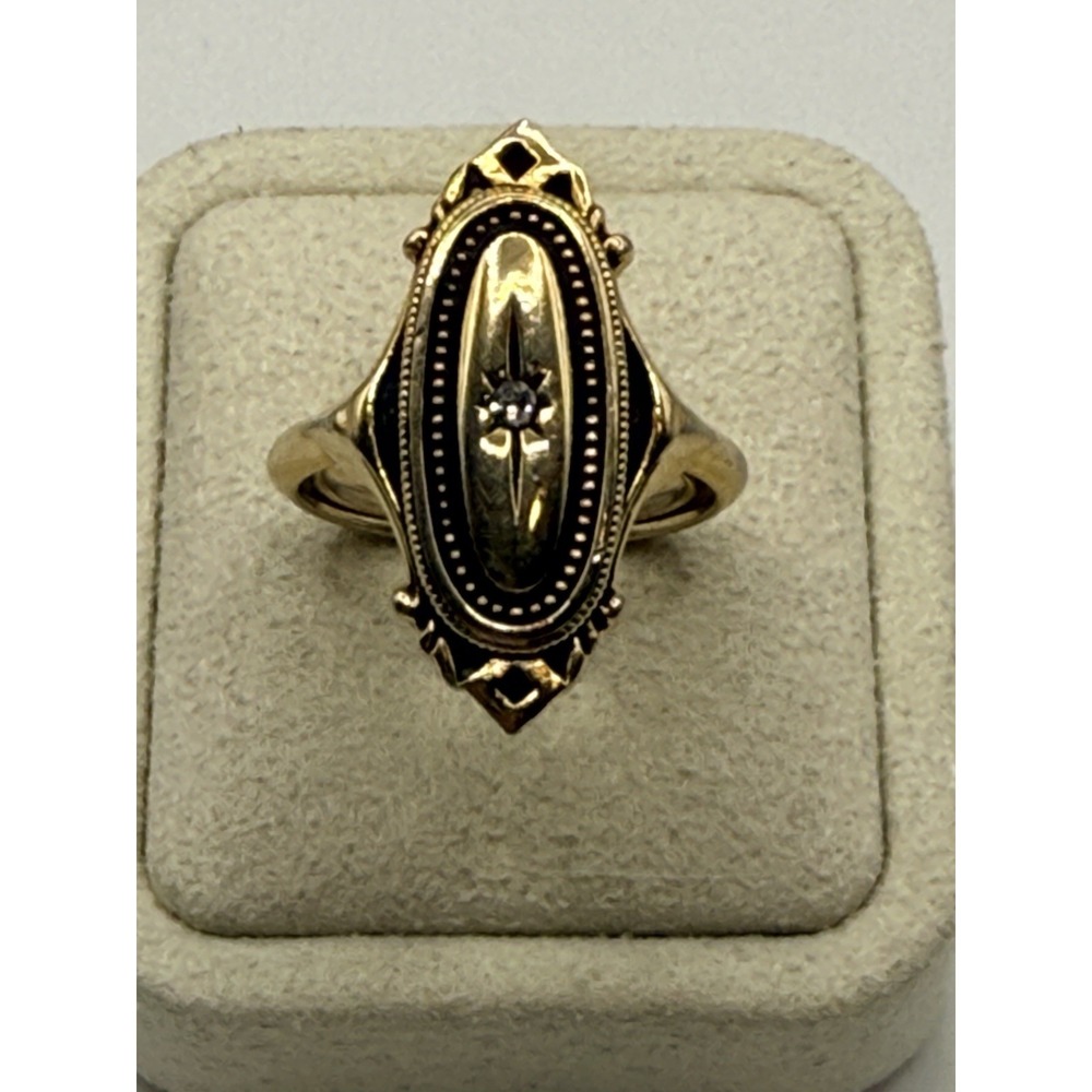 Vintage 1976 Avon Kensington Ring Gold Tone Victorian Revival Size 6.5